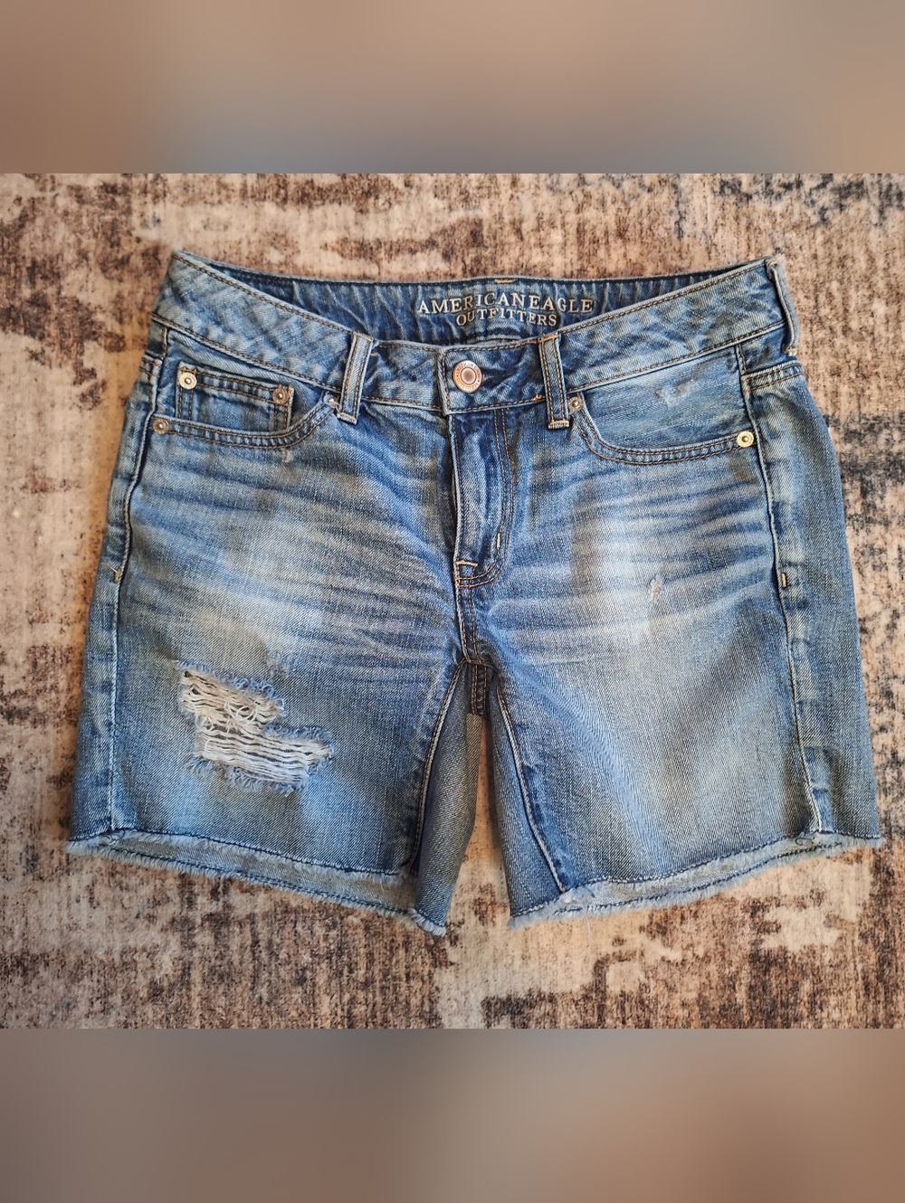American Eagle Outfitters Distressed Jean Shorts. Sz 2